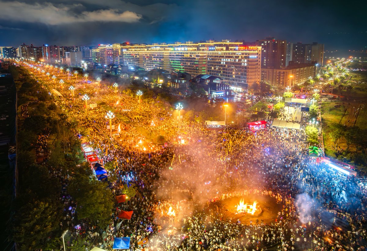 The 2025 Liangshan Yi Torch Festival lit up the world—8.1 million visitors in 14 days, generating a tourism revenue of ¥7billion! #China #sichuan #travel #Thankyoustraykids