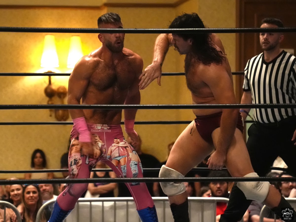 AmberNicoPhoto's tweet photo. Better Together vs. Emerald Empire at River City Wrestling Con in St. Augustine, FL #rivercitywrestlingcon #wrestling #femalephotographer #digitalphotography #ambernicophoto #bettertogether #emeraldempire https://t.co/TCMYyj3nuo