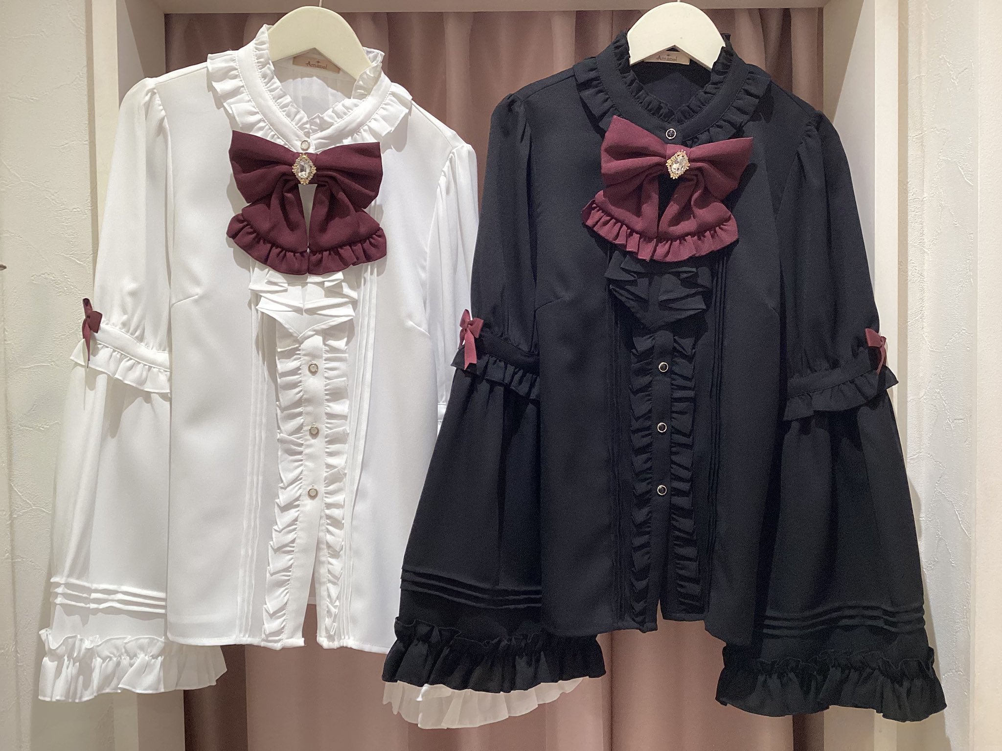 amavelMysterious Doll フリルブラウスブラック 新作商品のご紹介