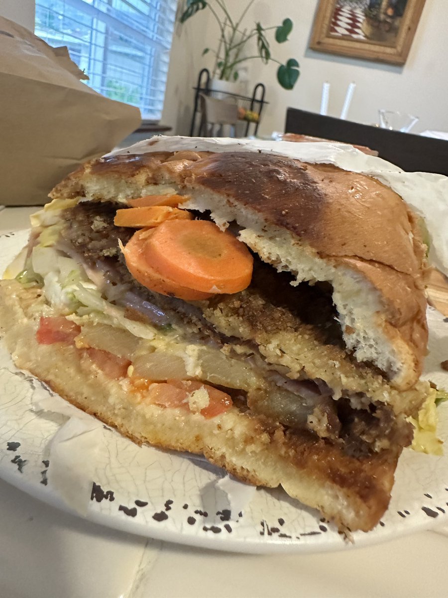 Whenever I eat a torta from Estrella De Sinaloa in deep East Oakland, I think about the time years ago when <a href="/DarwinBondGraha/">Darwin BondGraham</a> and I took el jefe de jefes <a href="/GustavoArellano/">Col. Gustavo Arellano</a> to try the food.