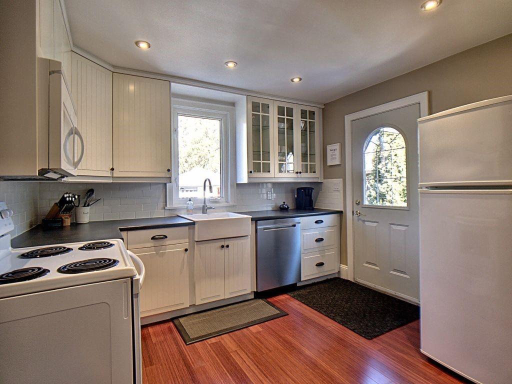 KrishnRamesh's tweet image. Renting a 2 bed/1.5 bath house in Dundas ON (hamilton) for $2950/mo. DMs open if you&apos;re interested 🏡