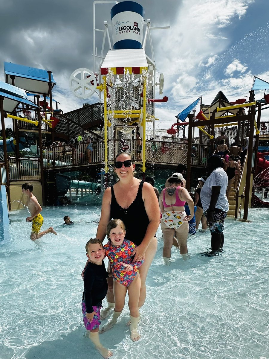 I’ve had the best summer with my family! I am headed back to the classroom next week and ready for year 10. 
I’ve got 8 items left on my wishlist! Who is able to help a broke teacher out? 🤪

amazon.com/hz/wishlist/ls…