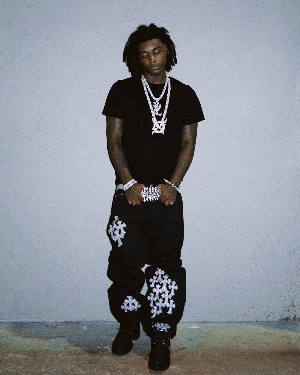 Ken Carson teases potential 'lost files' tracks via IG 👀

▫️ 'Boil'
▫️ 'Ghost'
▫️ 'Pint of Red'