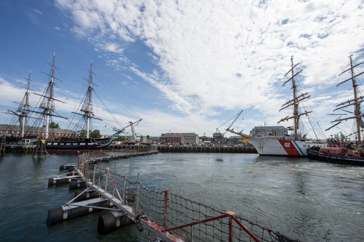 Throwing it back to this week in 2022 and USCGC EAGLE's visit to Charlestown Navy Yard, at port alongside USS CONSTITUTION.   

#Navy250 #OldIronsides #Leadership #Boston 

📸 Courtesy U.S. Navy