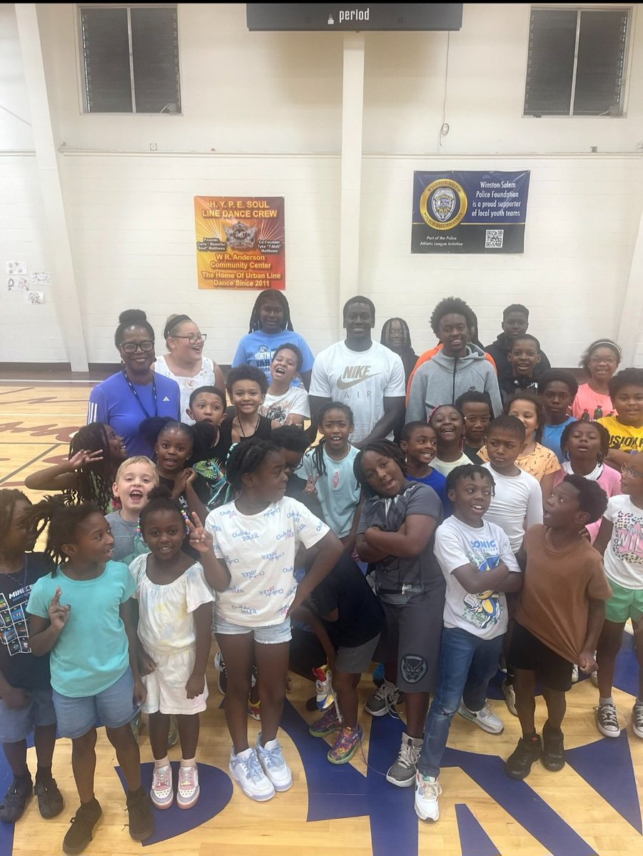 caman_chaplin's tweet photo. I appreciated the invite from Bryant McCorkle to speak to the kids at William Anderson Jr Rec Center. It felt good to be back home! #givingback @Fsubroncos_fb @FSUBroncos @CityofWS https://t.co/vpklG5RFx0