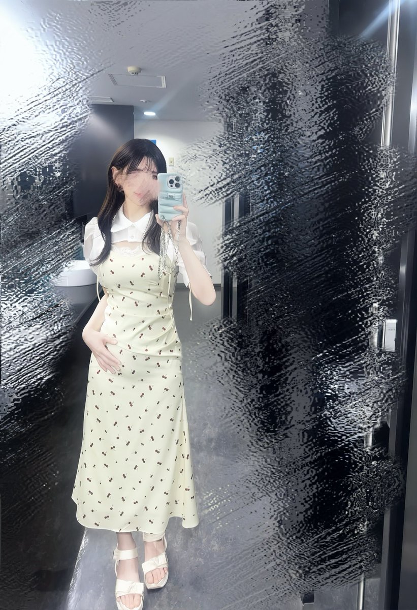 me0ryy's tweet photo. eimy istoireのチェリーワンピ可愛すぎてようやく着れて嬉しい🥰🙌ただ2ヶ月ぶりに酒飲んだのにいつもの勢いで飲んじゃってしんだ https://t.co/UHDL59Svjy