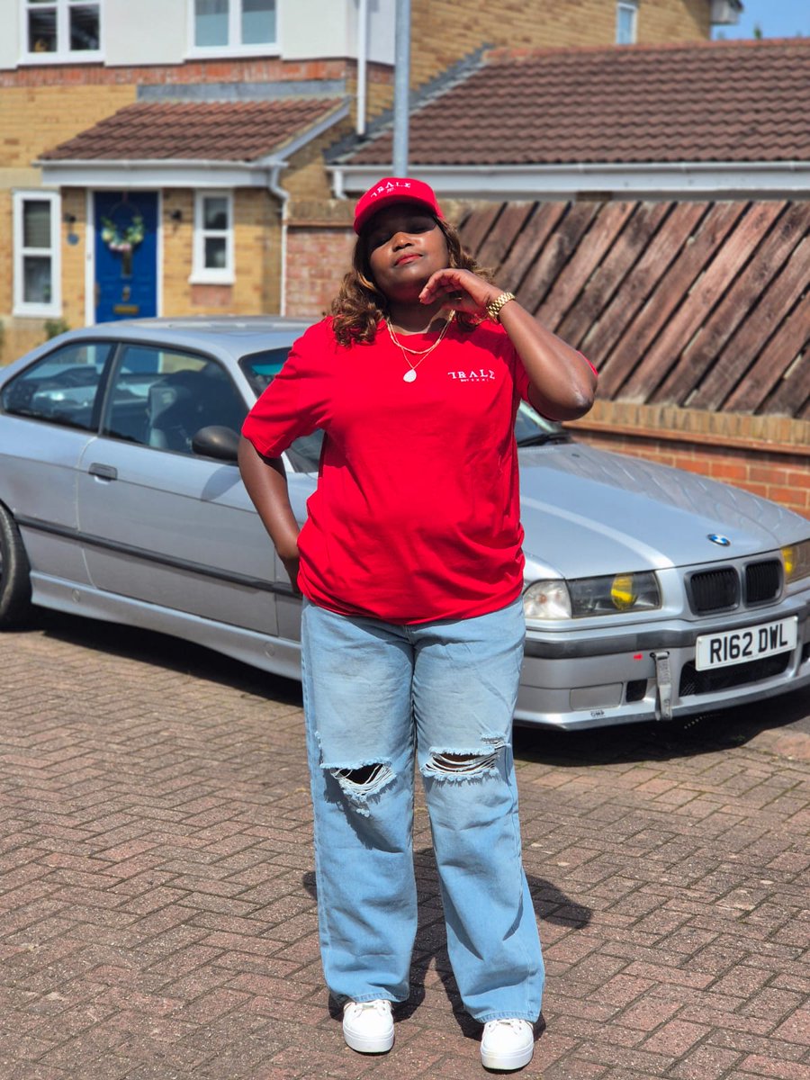 TRALEOfficial's tweet photo. Paint the sky red with our trucker cap and tee from our redefined SS25 2.0 collection.
.
.
Shop now🛍 @TRALEOfficial 

Explore our collections:
https://t.co/7xhtbh6Et7 https://t.co/zzxAXgPgeW
