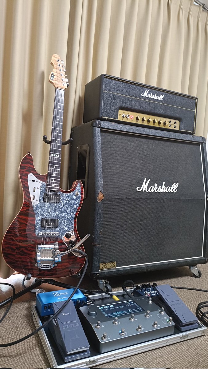 himajinsmith's tweet image. My new gear....

Marshall 1987X MK2
Marshall 1960A JCM900 LEAD

プレキシマーシャル導入しました！
初めてのマイヘッド&amp;amp;マイキャビで大興奮です！
練習、ライブ、RECでガシガシ使っていきますー！！