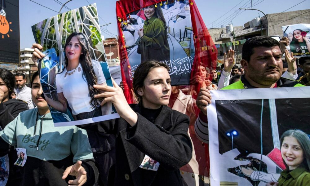 🔺 Af Örgütü: Suriye’de Alevi kadın ve kız çocukları kaçırılıyor, Şam yönetimi soruşturmuyor

🔺 Örgüt, Suriye’de şubat ayından bu yana en az 36 Alevi kadın ve kız çocuğunun kaçırıldığını açıkladı

🔺 Kaçırılan kadınların fidye, zorla evlendirme ve fiziksel istismara maruz