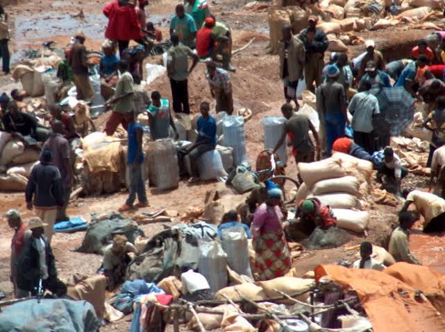 MEDIACONGO.NET (@mediacongo) on Twitter photo #RDC: <a href="/Banquemondiale/">Banque mondiale</a> dénonce un ensemble d’allégements fiscaux « fragmenté, inéquitable et peu contrôlé » qui profite aux plus riches, notamment les multinationales, au détriment des populations pauvres du pays
mediacongo.net/article-actual… #RDC: <a href="/Banquemondiale/">Banque mondiale</a> dénonce un ensemble d’allégements fiscaux « fragmenté, inéquitable et peu contrôlé » qui profite aux plus riches, notamment les multinationales, au détriment des populations pauvres du pays
mediacongo.net/article-actual…