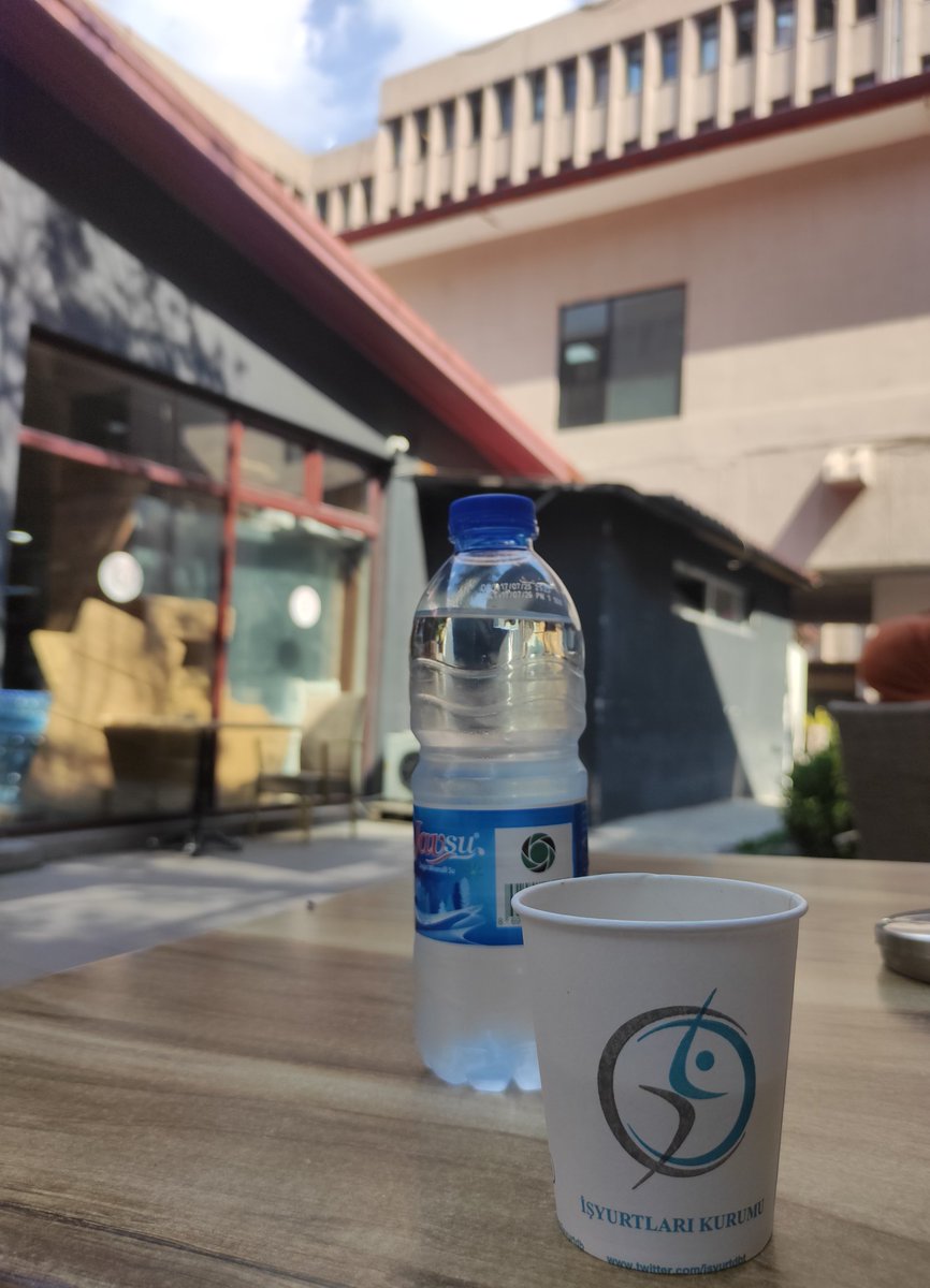 ✨Günaydın, 9 da seri muhakeme geldi savcıyla işimiz bitti ama hakim ve keyfi 11 den önce adliyeye gelmek istemediği için onu bekliyoruz, günaydın✨