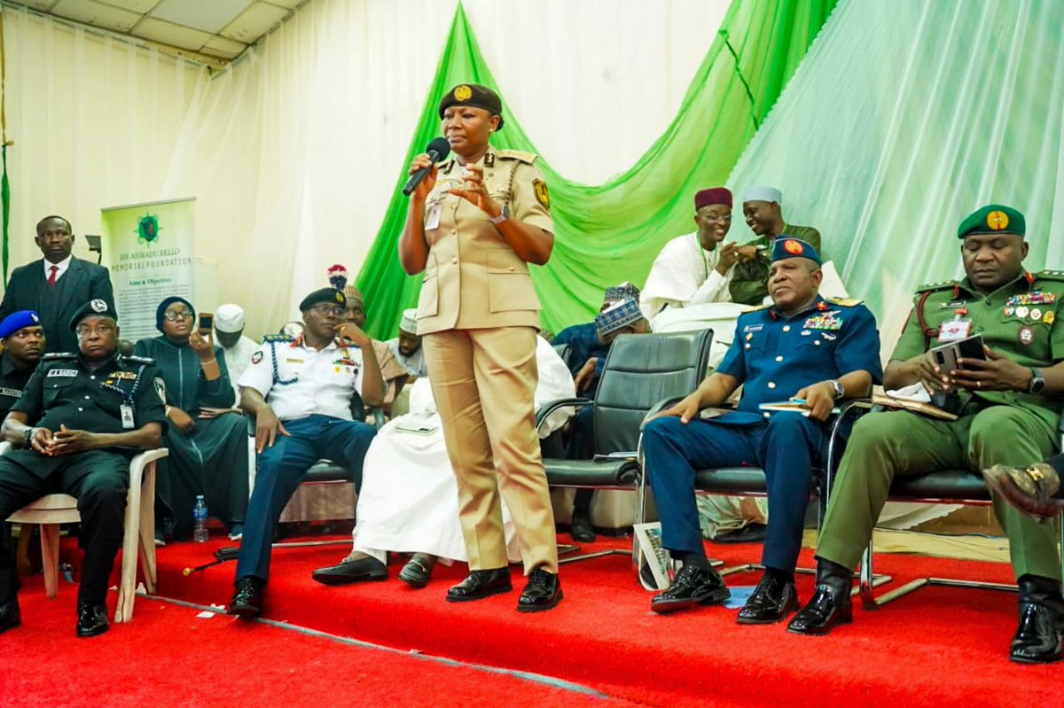 Nigeria Immigration Service tweet media