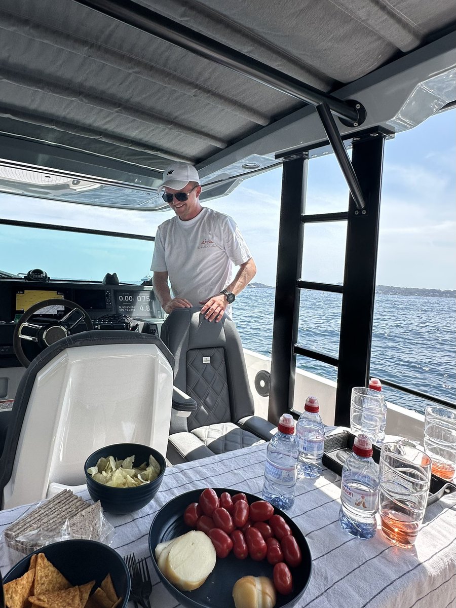 GM ✨

total brain reboot at such summer meetings setups.