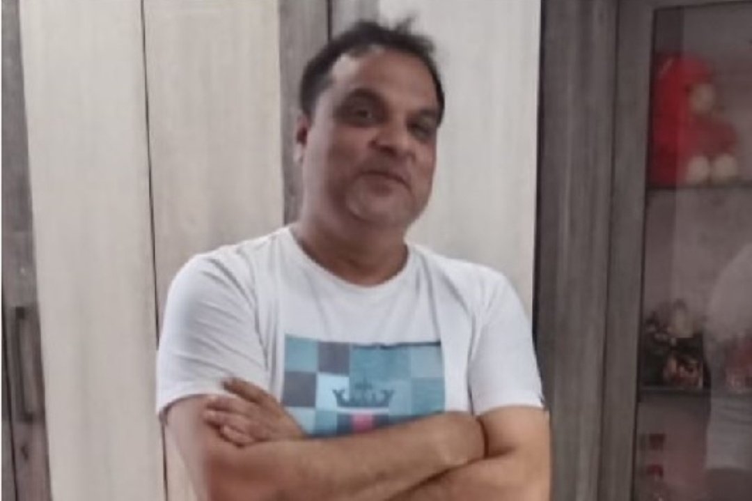 - Bro become a Government Assistant Engineer
- Owns 2 multistoried houses
- Owns a Blackberry, Nykaa &amp; Crocodile Shops in Mall
- Owns 10 Plots &amp; Flats in City centre

All these assets with a salary of just ₹58,800 per month. 

India is the most corrupt nation in the world 🤡