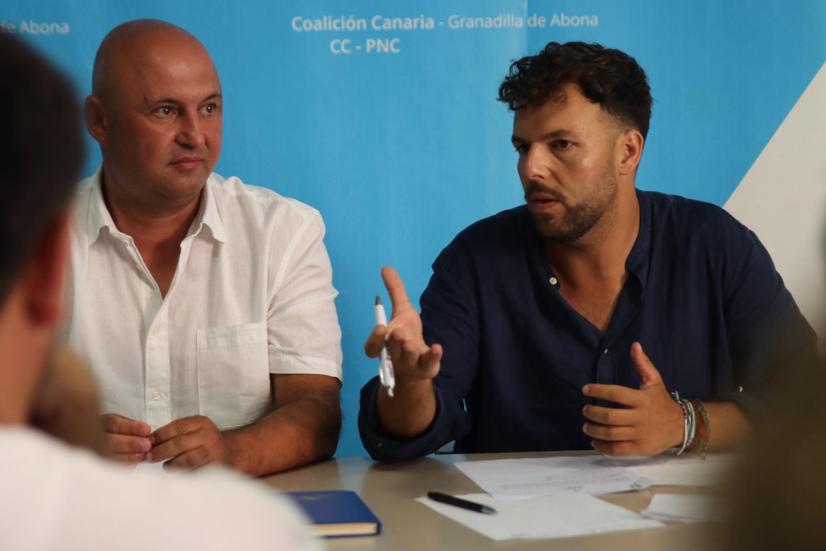 🏴󠁧󠁢󠁳󠁣󠁴󠁿.<a href="/J_D_Regalado/">José Domingo Regalado</a> es reelegido como secretario general local de <a href="/CCGranadilla/">CCGranadilla</a> 

✅ El actual alcalde revalida su cargo al frente del comité local liderando un equipo que volverá a tener al concejal <a href="/rubengcasanas/">Rubén García Casañas</a> como secretario de Organización