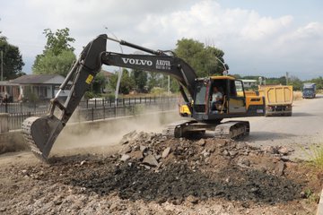 Karacasu Deresi Çevre Düzenleme Projesi 2. Etap Başladı