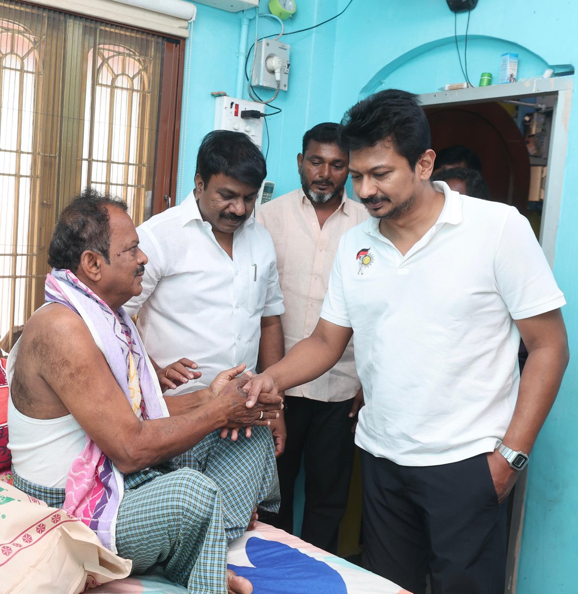 சென்னை மேற்கு மாவட்டம், #ChepaukTriplicane தொகுதி, திருவல்லிக்கேணி பகுதி, 120 (அ) வட்டக்கழக செயலாளர் அண்ணன் ரவி அவர்கள்.

சமீபத்தில் ஏற்பட்ட உடல்நலக்குறைவால் மருத்துவ சிகிச்சைப் பெற்று வீடு திரும்பியுள்ளார்.

சென்னை மேற்கு மாவட்டக்கழகத்தின் ஆற்றல்மிகு செயல்வீரர்களில் ஒருவரான