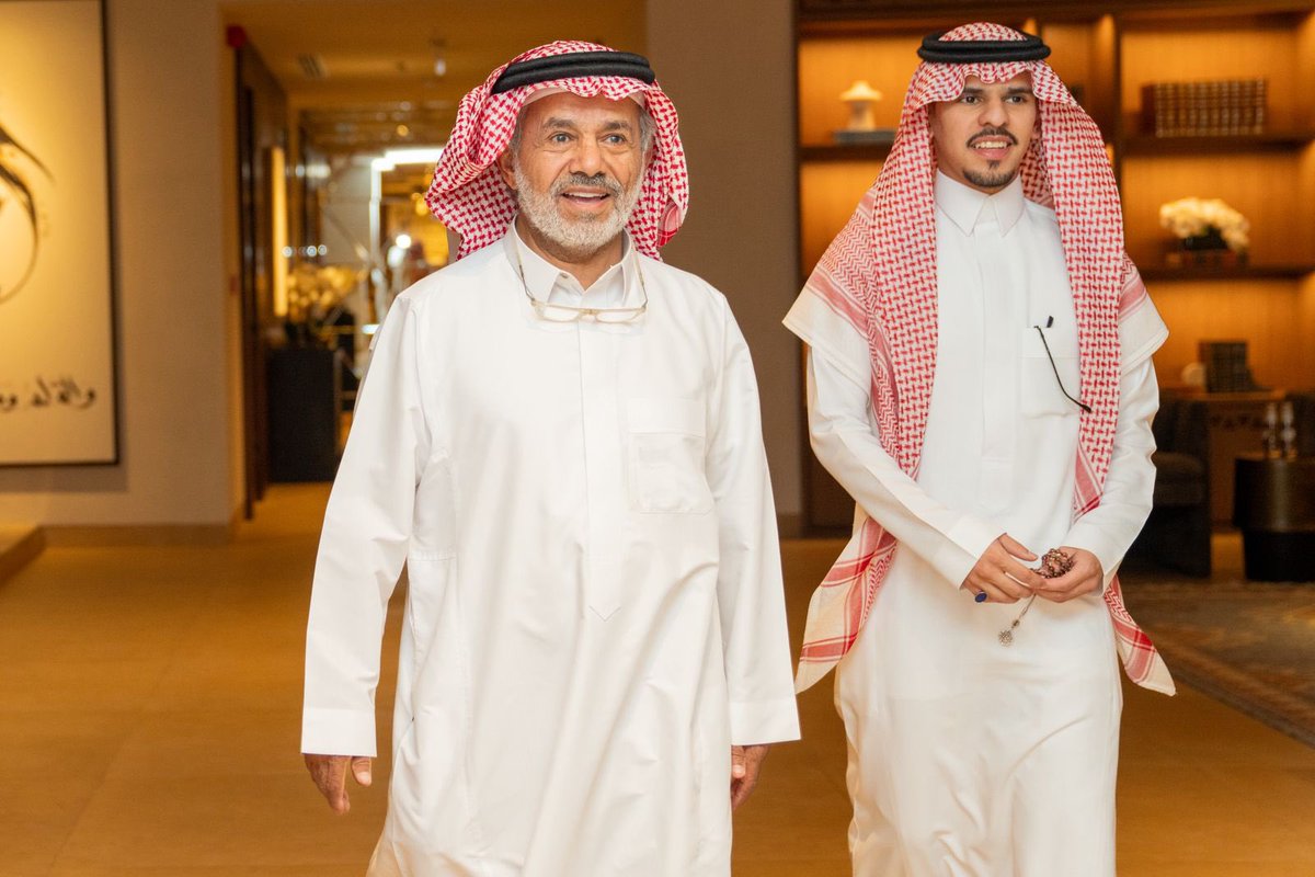 aziz_almubaddil's tweet photo. #أمسية_ثقافية
(تاريخ الدراما السعودية)
 في #ديوانية_القلم_الذهبي🖋️
بحضور  نخبة من مؤسسي الدراما بالمملكهُ،
كل الشكر والتقدير لمعالي المستشار
@Turki_alalshikh 
وللزميل المبدع @yassermadkhli_
@GEA_SA 
@RiyadhSeason
@goldenpenaward https://t.co/lYzAo7r1tD