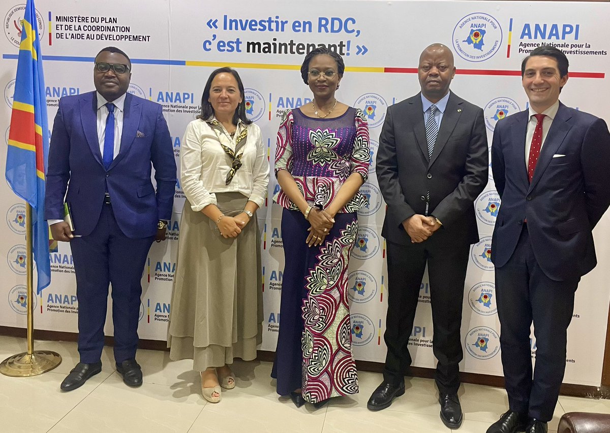 Roxane de Bilderling (@debilderlingr) on Twitter photo Stimuler les investissements en #RDC et promouvoir un climat des affaires propice à l'afflux de capitaux internationaux, dont 🇧🇪, voilà des enjeux cruciaux abordés avec <a href="/RachelPungu/">Rachel Pungu Luamba</a>, DG de l'ANAPI.
La #Belgique se tient aux côtés de 🇨🇩 pour l'amélioration du climat des affaires. Stimuler les investissements en #RDC et promouvoir un climat des affaires propice à l'afflux de capitaux internationaux, dont 🇧🇪, voilà des enjeux cruciaux abordés avec <a href="/RachelPungu/">Rachel Pungu Luamba</a>, DG de l'ANAPI.
La #Belgique se tient aux côtés de 🇨🇩 pour l'amélioration du climat des affaires.