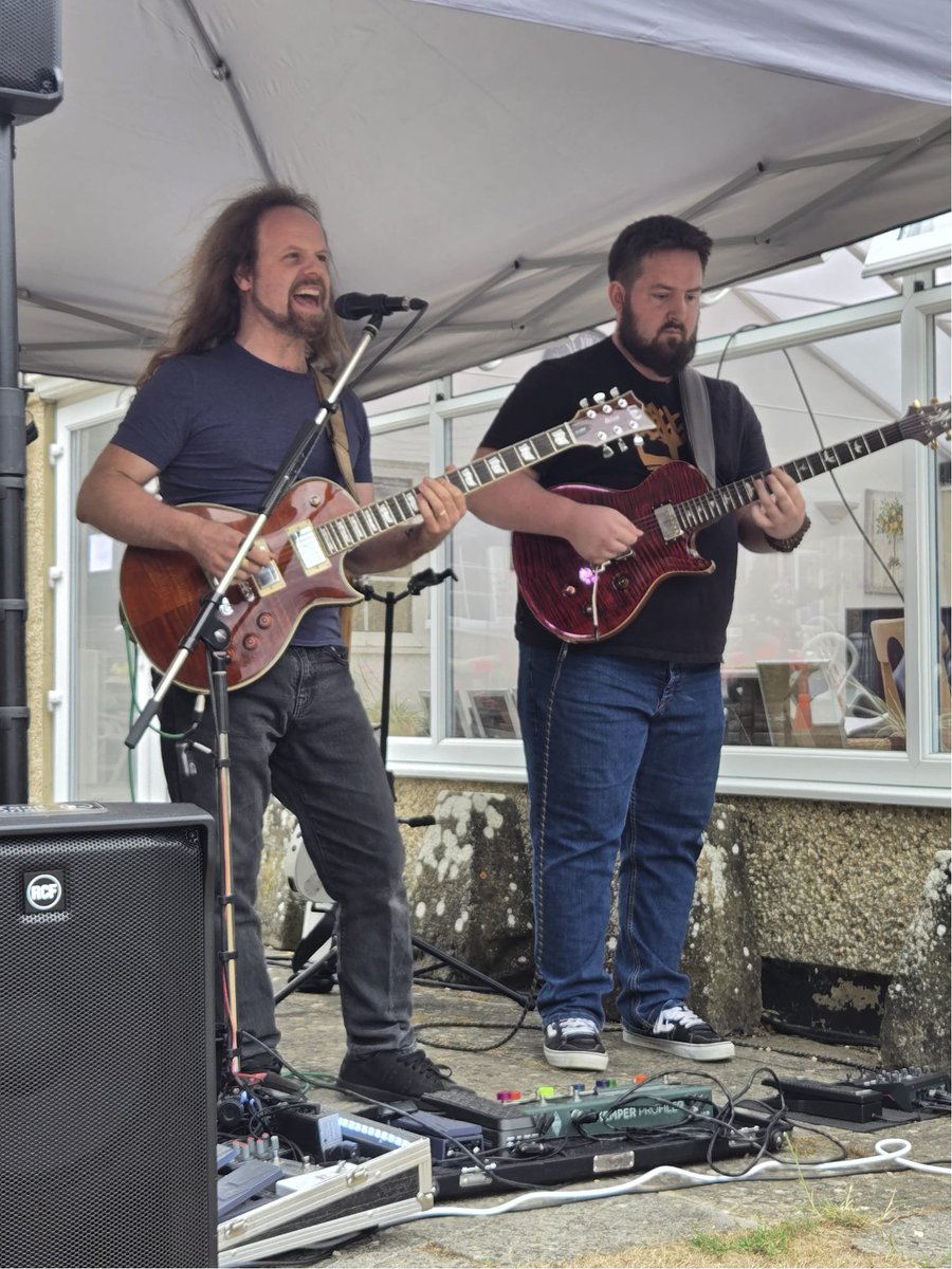 Images from Highworth Lodge No . 9009 BBQ - a superb event enjoyed by members, family and friends.