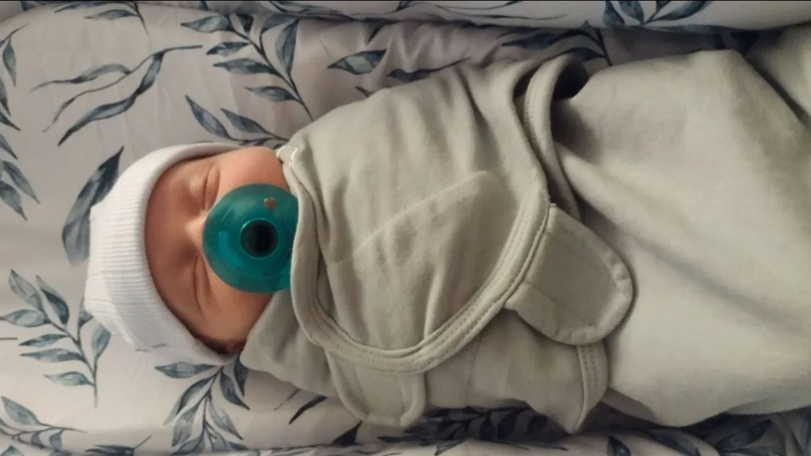 1994 yılında dondurulan bir embriyodan bebek dünyaya geldi.

— Bebek, genetik olarak 31 yaşında.