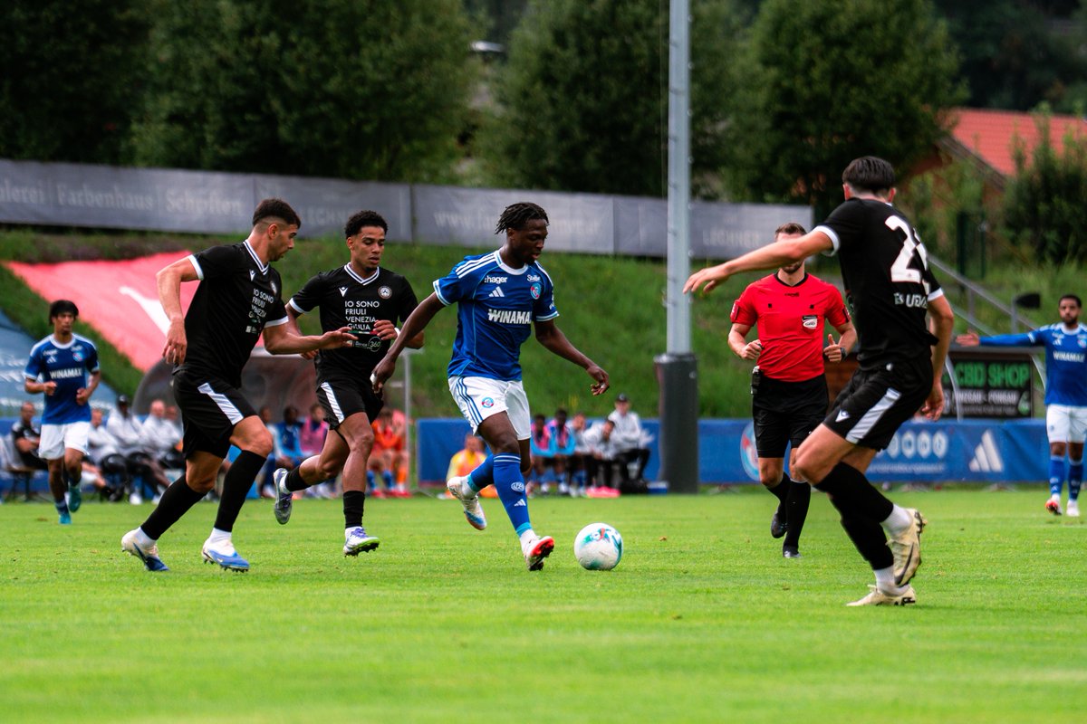𝗥𝗲𝘁𝗼𝘂𝗿 𝗲𝗻 𝗶𝗺𝗮𝗴𝗲𝘀 sur notre troisième match amical face à l’Udinese ! 📸

#LaForceDunePassion | #RCSAUDI