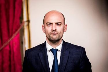 Alain Weber (@alainpaulweber) on Twitter photo Jean-Noël <a href="/jnbarrot/">Jean-Noël Barrot</a>, le ministre étranger aux affaires, incapable de faire sortir Boualem Sansal de prison, mais capable de faire entrer Nour Atallah en France n’a plus aucune légitimité ! Jean-Noël <a href="/jnbarrot/">Jean-Noël Barrot</a>, le ministre étranger aux affaires, incapable de faire sortir Boualem Sansal de prison, mais capable de faire entrer Nour Atallah en France n’a plus aucune légitimité !