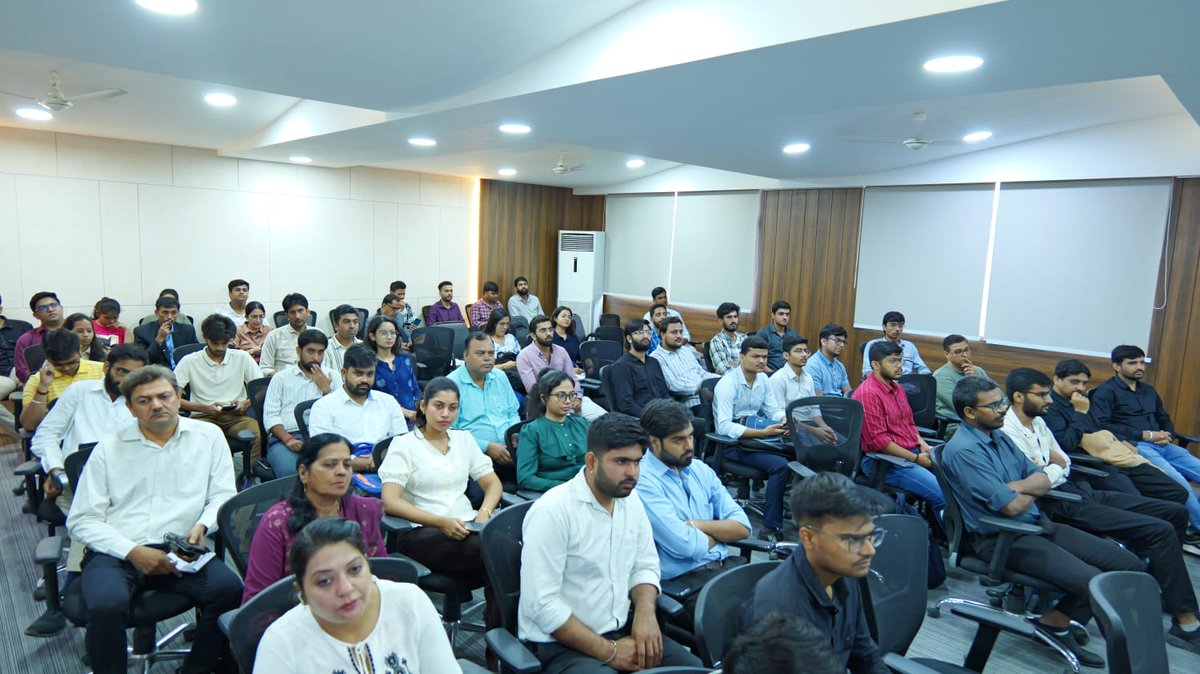 Funny how we glorify funding &amp; pitches.
But is that really what building takes?

At #INNOVEST2025, we spoke about something deeper—solving the right problem before chasing growth.

Building is messy, slow &amp; grounded in listening.

We need more builders, not unicorns.

#Workie