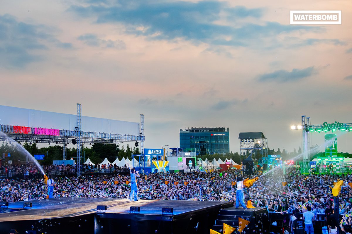 Waterbomb_Official (@waterbomb_seoul) on Twitter photo 