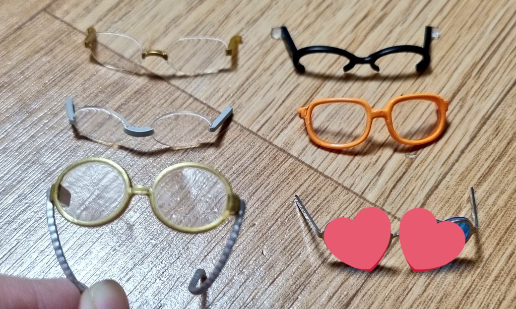 pallayop's tweet photo. 넨도 넨도로이드 발판 지지대 일괄 1.5
넨도 안경 파츠 소품 개당 1.0
오비츠 가구 소품 일괄 2.0
구속 하네스 1.0
#트넨도장터 #오비츠장터 https://t.co/kAN5DeAg6u