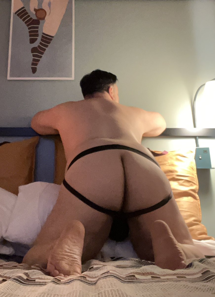 chubpeeps's tweet photo. Have had a string of disappointing hookups. I’m so unsatisfied. Wish a hot chaser would come and fuck me hard. I need multiple loads. Any takers? https://t.co/U4YK8Qgyxo