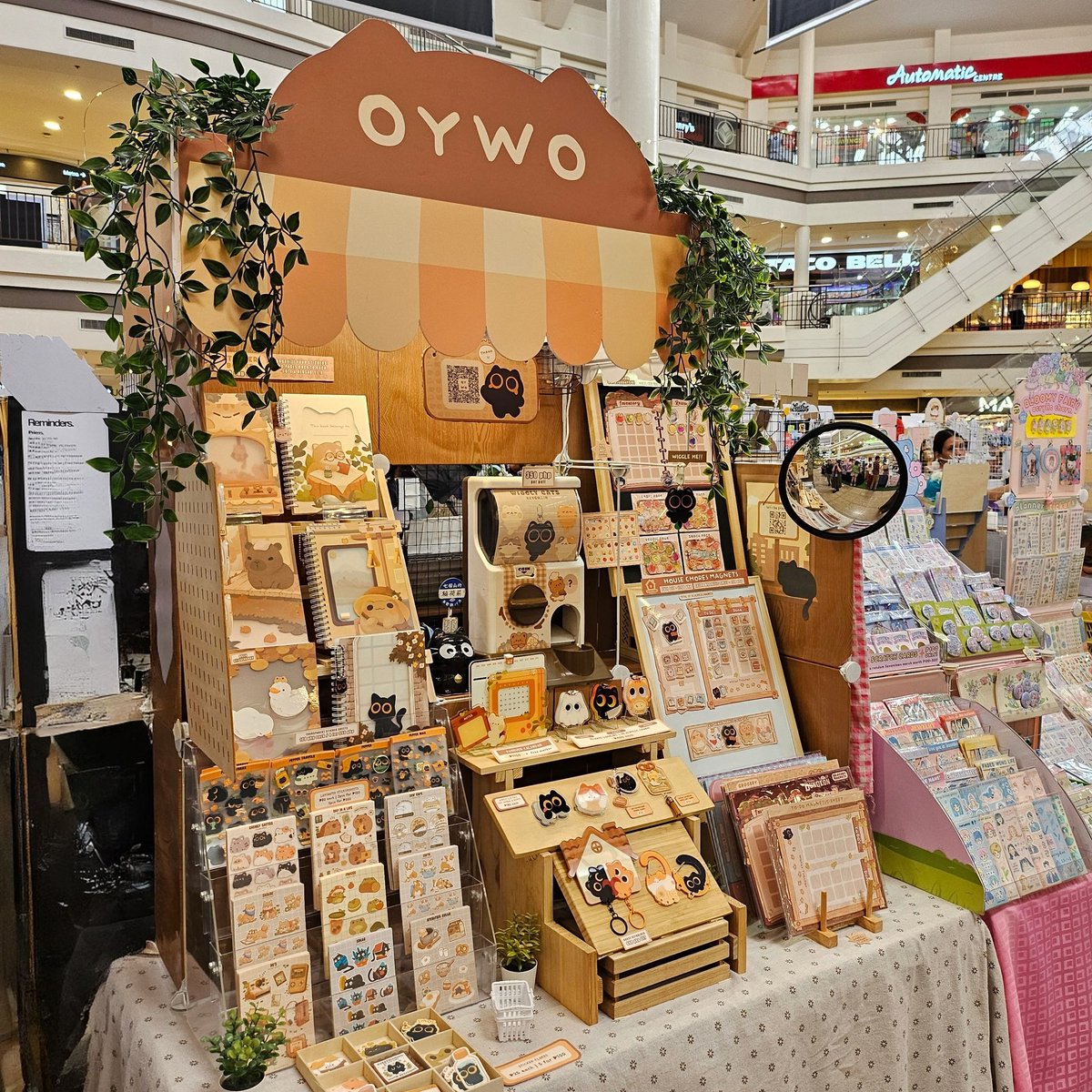 Stickercon Pop-Up ATC Day 1! First 4 day convention ^-^