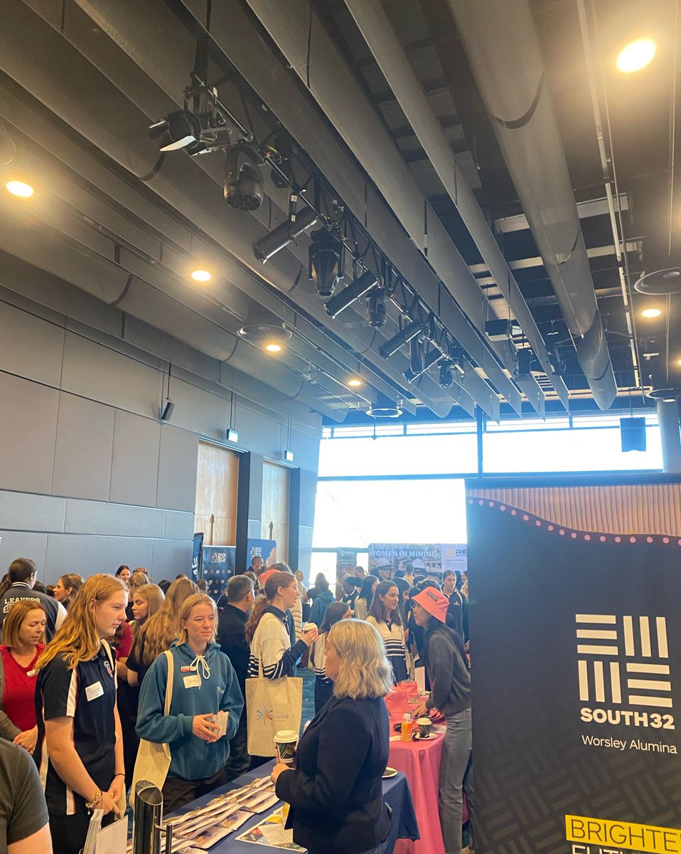 ✨INSPIRING GIRLS CAREERS FORUM ✨

What an absolute pleasure it has been to meet so many inspiring girls today at today’s CME event. Great to see so many interested in a future career in mining!
