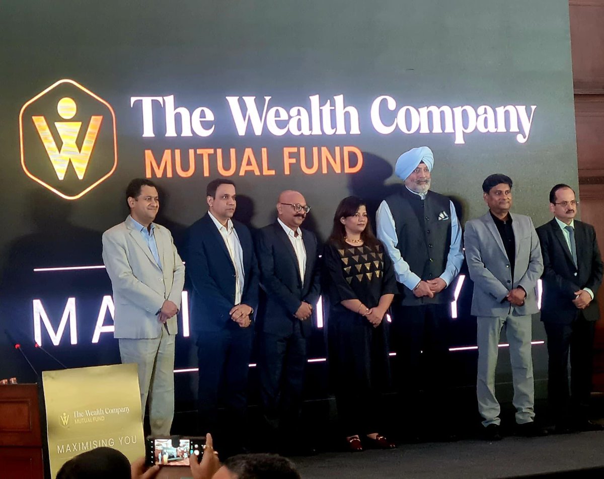 KJS DHILLON🇮🇳 (@tinydhillon) on Twitter photo What a great experience talking leadership and motivation with the <a href="/WealthCompanyP/">The Wealth Company Private Limited</a> group at Kolkata yesterday
Great to interact with Ms Madhu Lunawat, MD <a href="/pantomath_group/">Pantomath Group</a> and Mr Manish Agarwal, MD of Prabhuji Pure Food (Haldiram’s) - in pic 4th & 5th from right
Jai Hind 🇮🇳 What a great experience talking leadership and motivation with the <a href="/WealthCompanyP/">The Wealth Company Private Limited</a> group at Kolkata yesterday
Great to interact with Ms Madhu Lunawat, MD <a href="/pantomath_group/">Pantomath Group</a> and Mr Manish Agarwal, MD of Prabhuji Pure Food (Haldiram’s) - in pic 4th & 5th from right
Jai Hind 🇮🇳