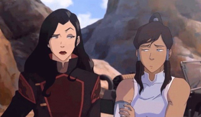 lobaverse's tweet image. i call this the sapphic pose