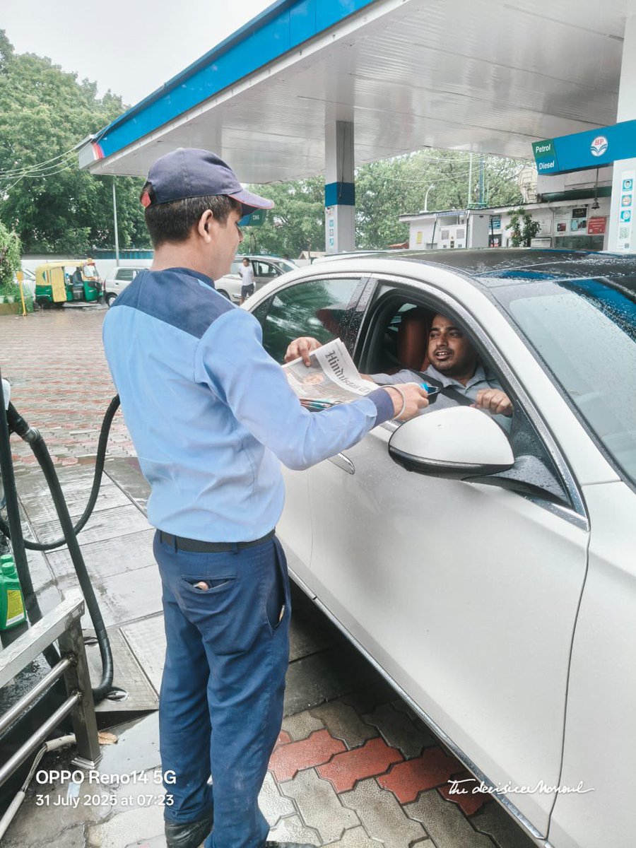 SSpanchshila's tweet image. Thursdays at Panchshila hit different when the rains roll in ☔️
A little drizzle, a lot of warmth, and smiles that never miss a beat.
Come soak in the midweek magic.
#ThursdayVibes #MonsoonMornings #ProjectAbhyuday

@HPCL @hpcl_retail @Rg03Goel @BanaySingh07 @hardik_HPCL