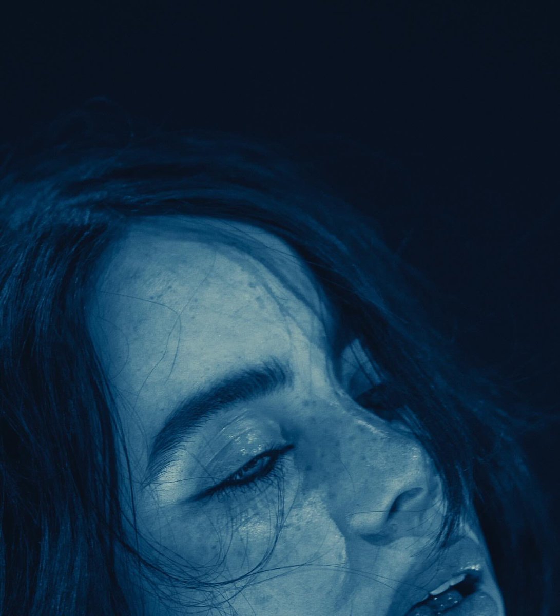 THE FRECKLES. THE EYELINER. THE EYEBROWS.