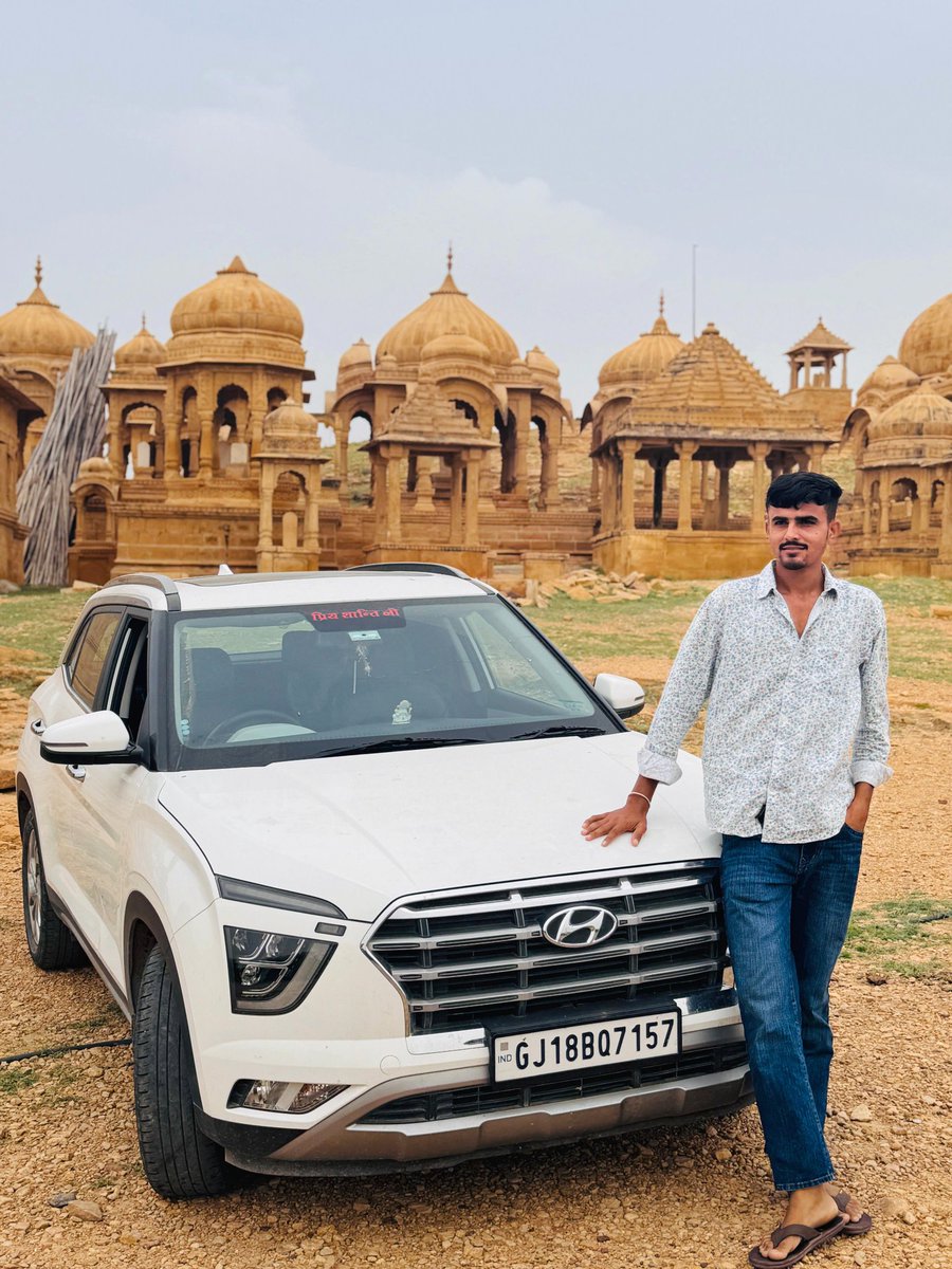 मौसम अच्छा हैं इसलिए थोड़ा बहुत इधर उधर घूम के आते हैं...!!

चलो बताओ ये लॉकेशन कहा की हैं.....? 😎🥷