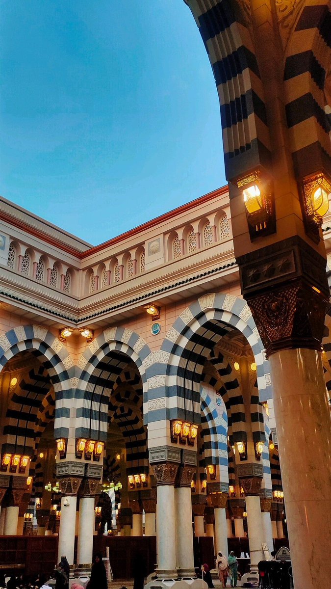 اللَّهُمَّ مَا أصْبَحَ بِي مِنْ نِعْمَةٍ، أوْ بِأحَدٍ مِنْ خَلقِكَ، فَمِنْكَ وَحْدَكَ لا شَرِيْكَ لَكَ، فَلَكَ الحَمْدُ ولَكَ الشُّكْر

#صباح_الخير