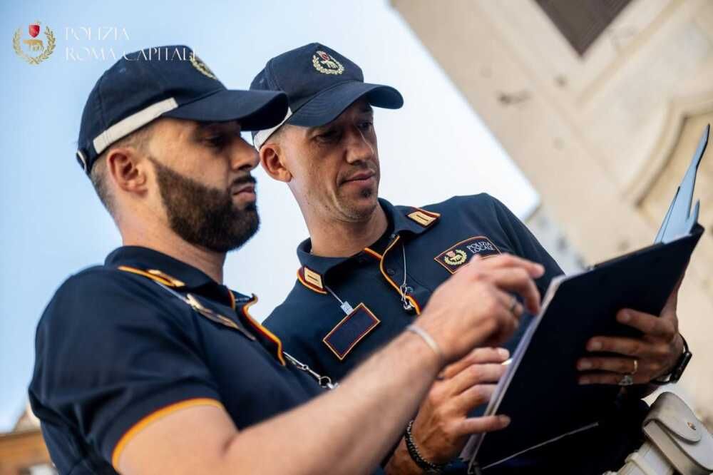 Si fa fare un patente falsa intestandola a un conoscente scomparso: 79enne scoperto da Roma Capitale buff.ly/djiT7XB
