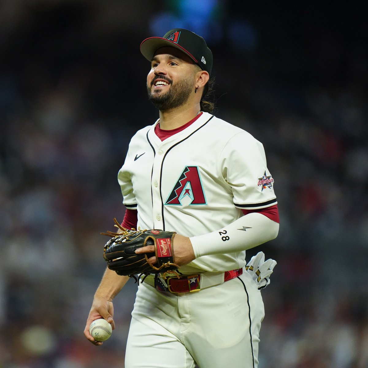 BREAKING: The Mariners are acquiring third baseman Eugenio Suárez from the Diamondbacks, per <a href="/JeffPassan/">Jeff Passan</a> 

WOW.