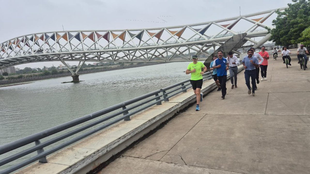 While in #Ahmedabad for a tourism event I took advantage of being here to get my morning run at the famed Sabarmati River Front promenade. It’s one of the nicest places I’ve been able to run &amp; it was a pleasure to get to share it with so many other walkers/runners. I even managed