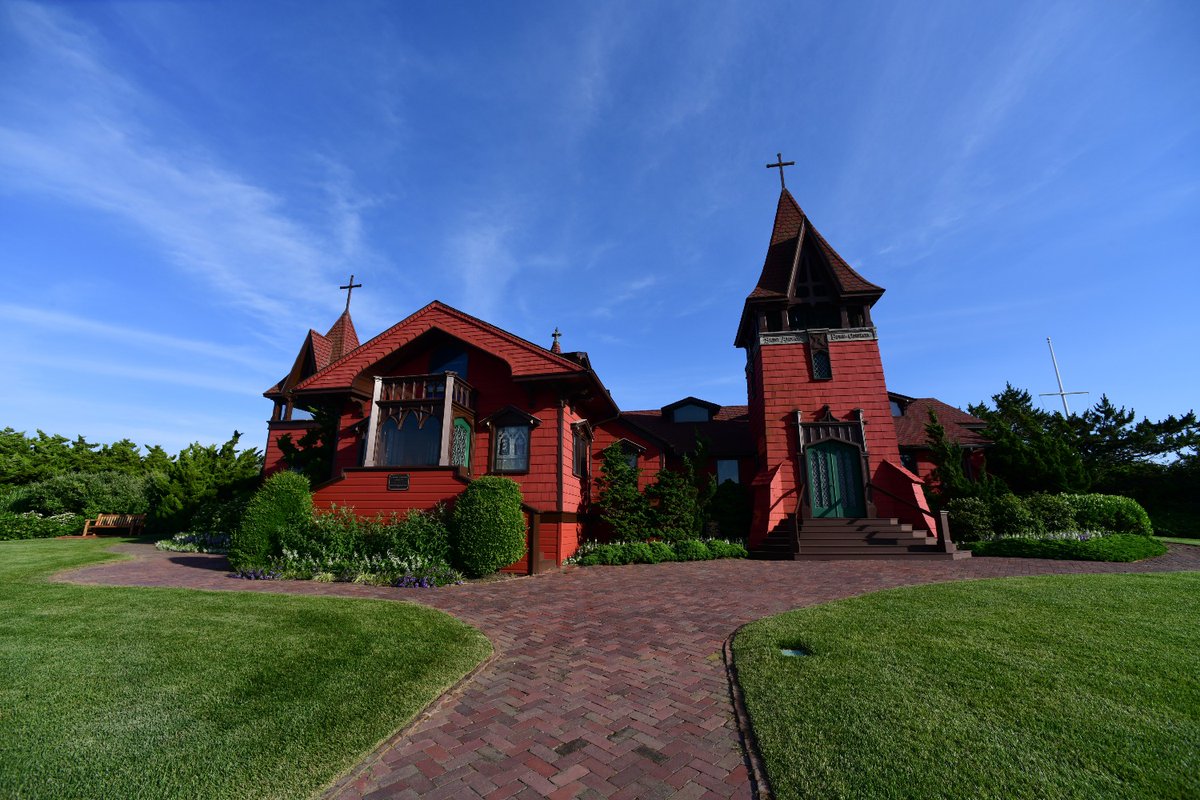 Anyone who knows me knows my heart belongs to the Hamptons. Each summer, I visit the charming St. Andrew’s Dune Church—once a Life Saving station in 1851. It’s a quiet reminder of our town’s rich history and the perfect start to a walk along what I believe are the most beautiful