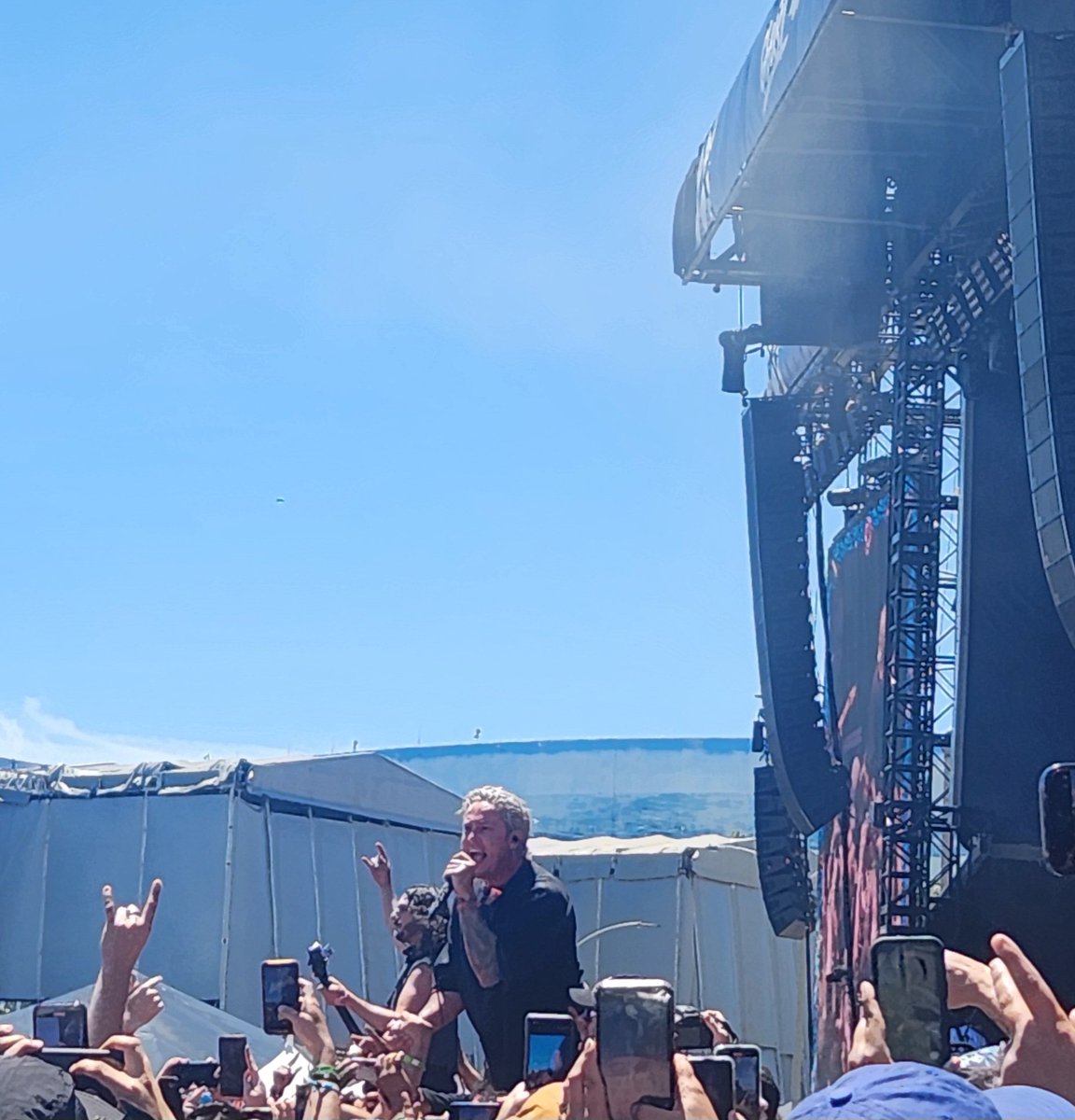 MissTrishhhBAS's tweet photo. I love me some super talented  @TheWordAlive ! 😍 thank you for being so kind to me and my daughter @vanswarpedtour Long Beach. We love yall. https://t.co/BrBJH6MyGV