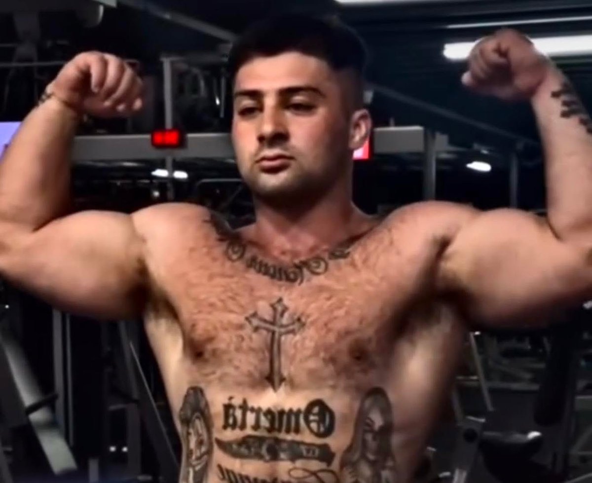 #EXCLUSIVE The man who was shot dead outside his home in Wollert this morning is 21-year-old Athan Boursinos. <a href="/9NewsMelb/">9News Melbourne</a> <a href="/gillianlant/">Gillian Lantouris</a>