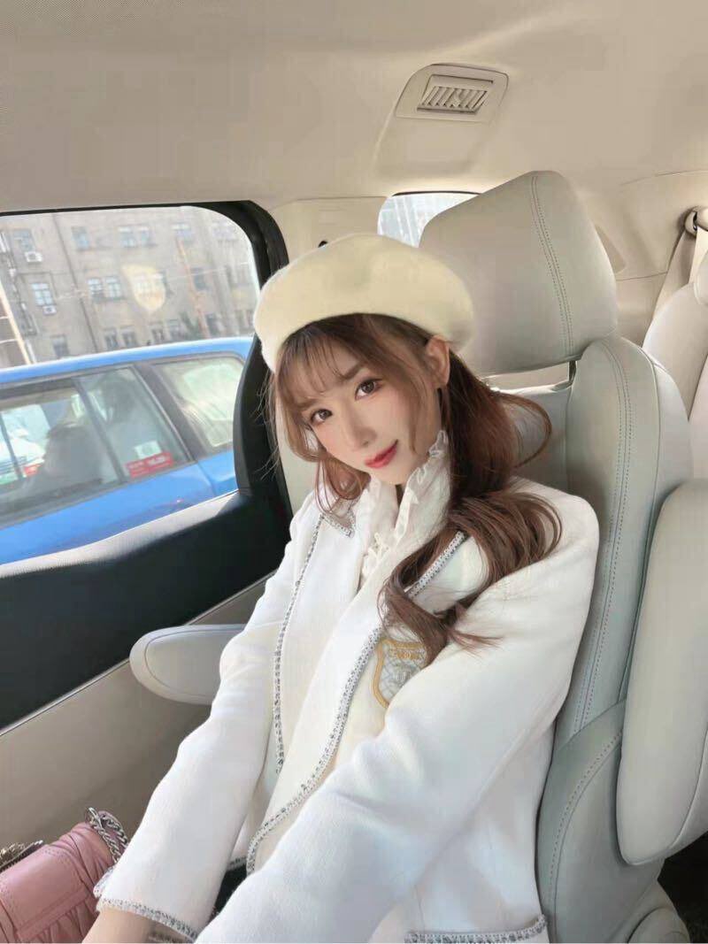 福利姬灵灵全球cos外围经济（全国独家资源）分享的黄推图片2 - 网红私拍内容