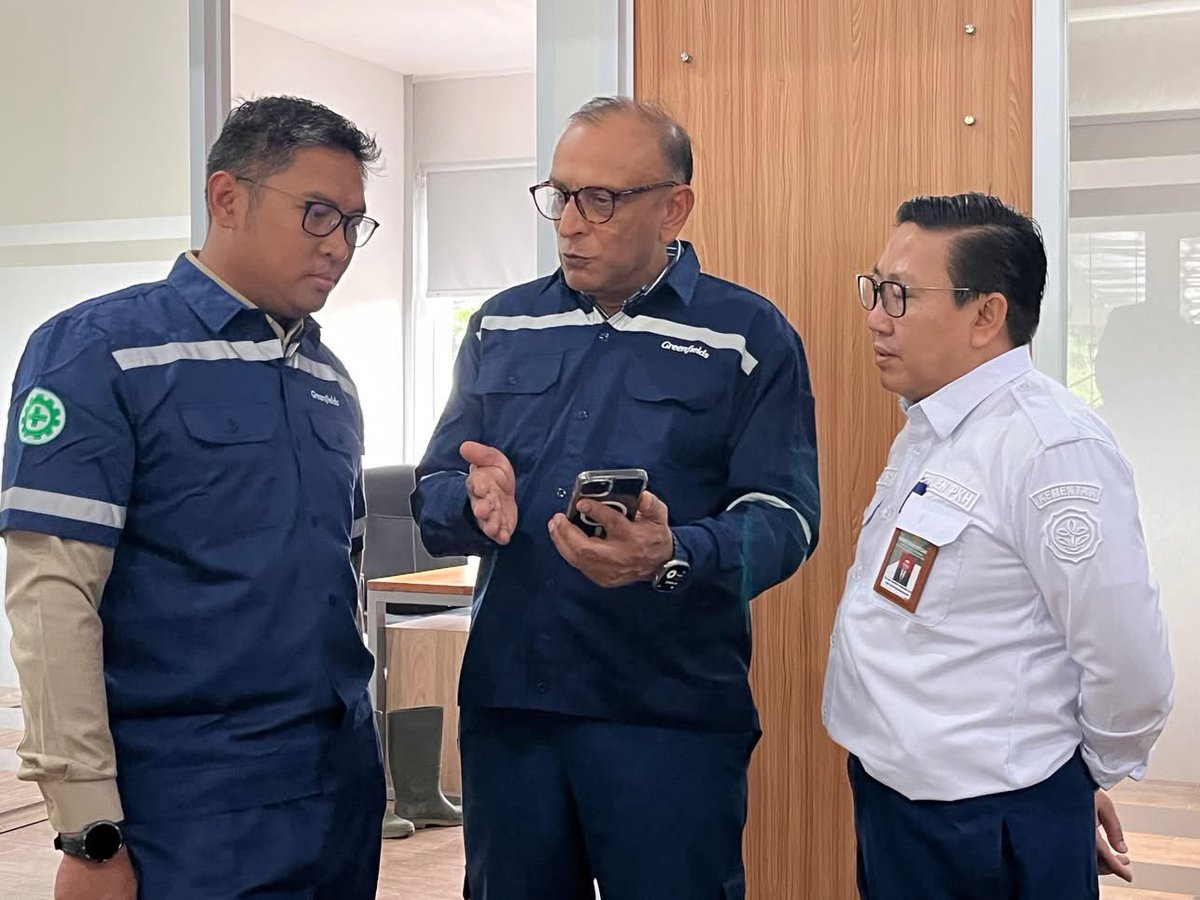 #SobatTernak, Mas Dar Soroti Pentingnya Biogas dari “Letong” Sapi untuk Ketahanan Energi 

Baca selengkapnya melalui tautan dibawah ini :  

facebook.com/share/p/19N5Cq…

#ditjenpkh