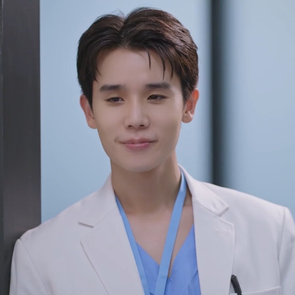 hungrygim's tweet image. Extern                          Critical Care Physician