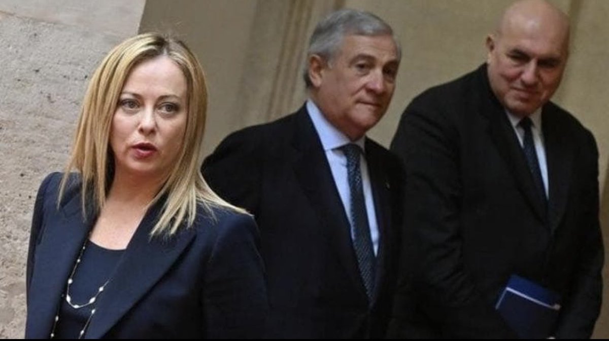 L'Italia ha chiesto di poter accedere al Safe, lo strumento ideato da Bruxelles per contrarre prestiti per la difesa previsti dal piano ReArm Europe
Sei milioni di italiani in povertà assoluta
Istruzione e Sanità a pezzi
Ma si fanno debiti per comprare armi
E nessuno si vergogna