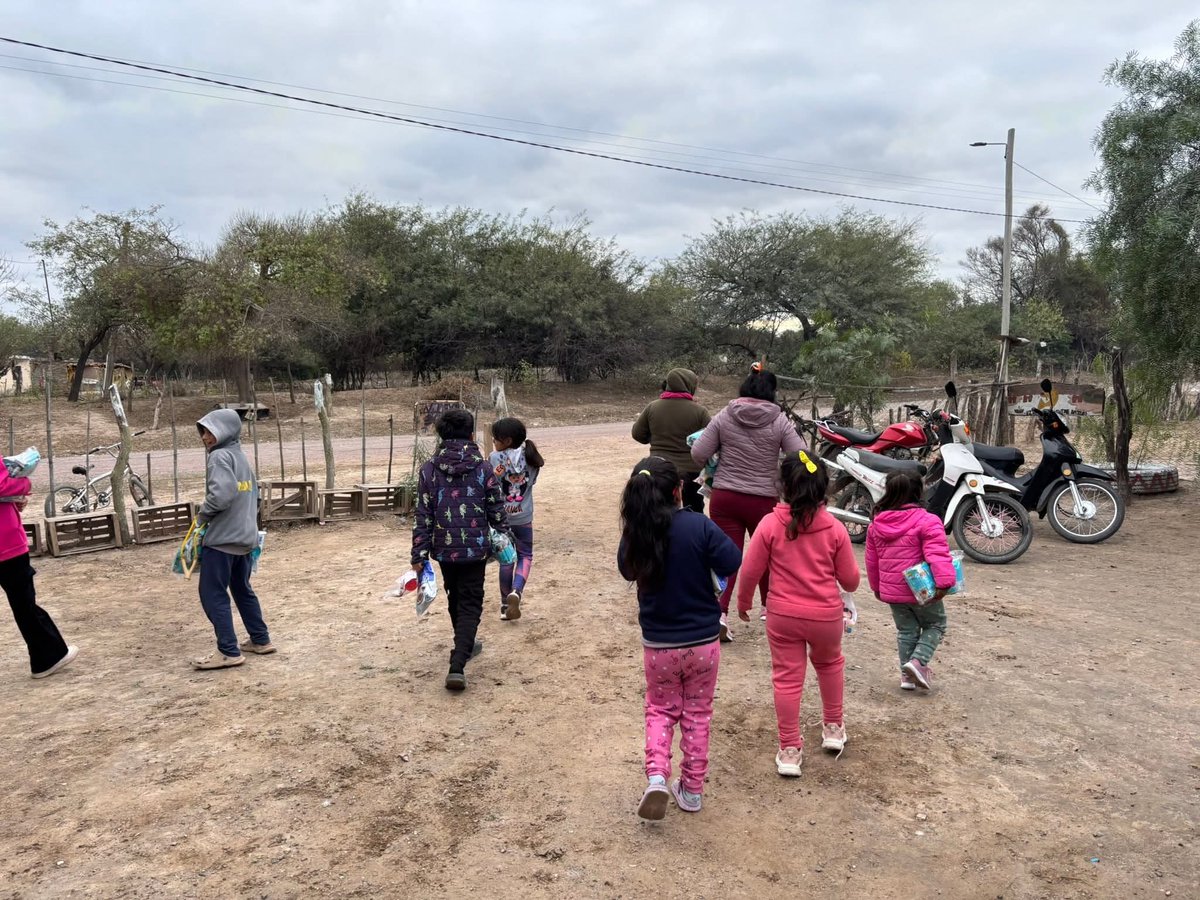 Programa1700D's tweet image. 🛎️El Programa #MisPrimeros1700Dias sigue llegando a las familias del interior del Dpto. Loreto, se realizaron entregas de productos en la localidad de Puente Alegre y Puesto de Suarez beneficiando a  lactantes, niños, niñas y embarazadas